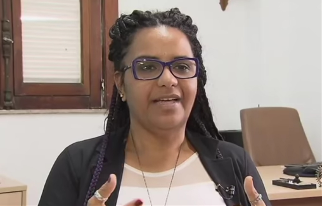 mulher negra, advogada Carla Lima, desigualdade racial, desigualdade de gênero